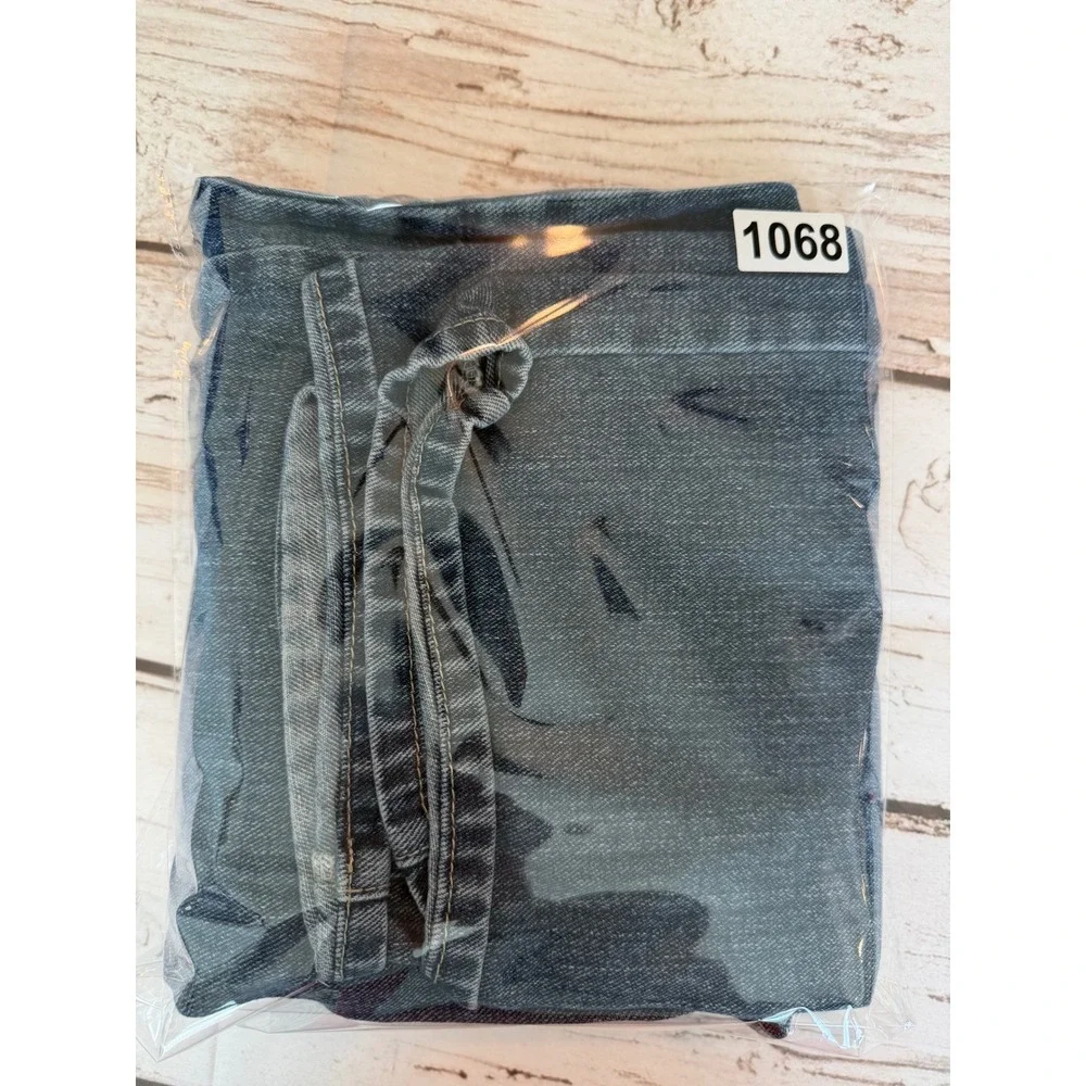 GAP kids relaxed